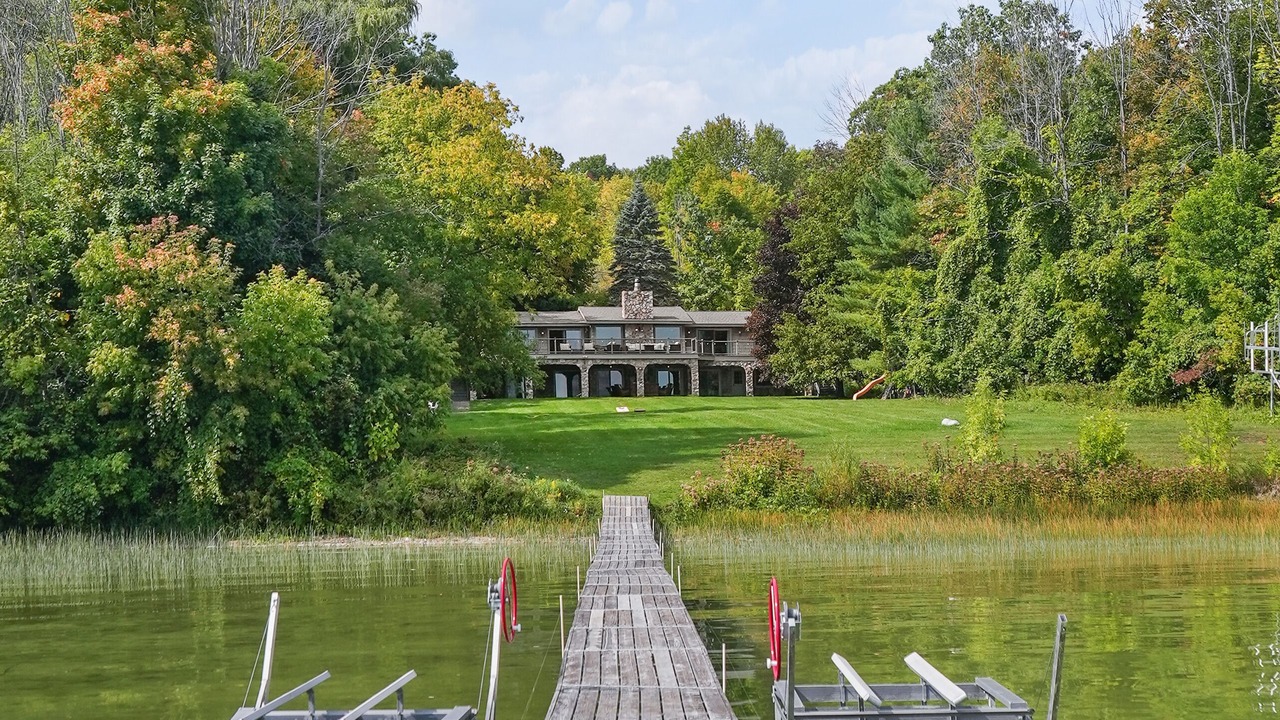 Photo of Outdoor in Brutus