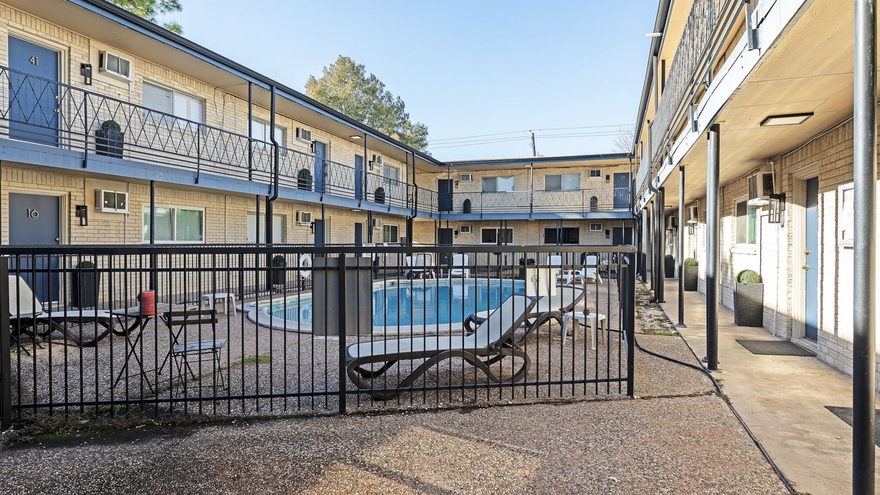 Photo of Outdoor in Neartown