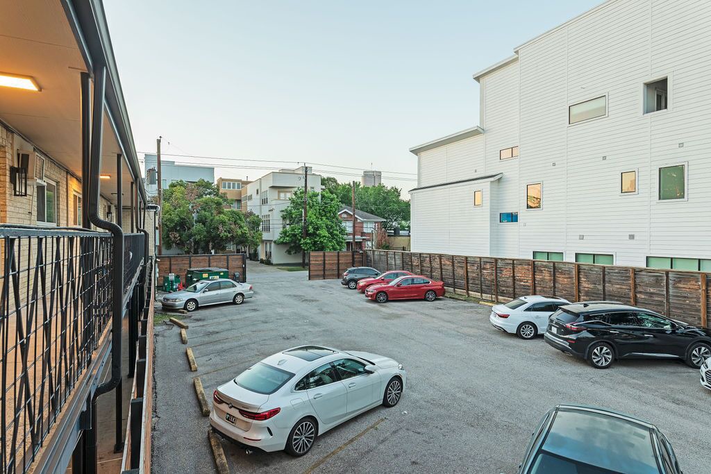 Photo of Outdoor in Neartown