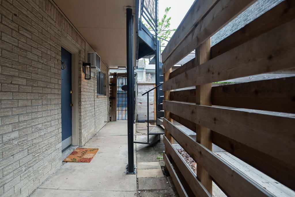 Photo of Outdoor in Neartown