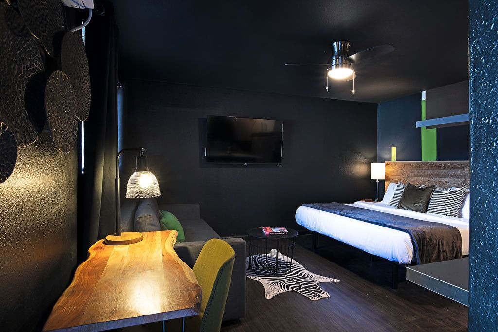 Photo of Bedroom in Neartown