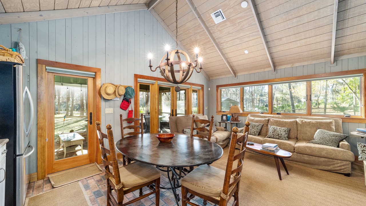 Photo of Livingroom in Dunnellon