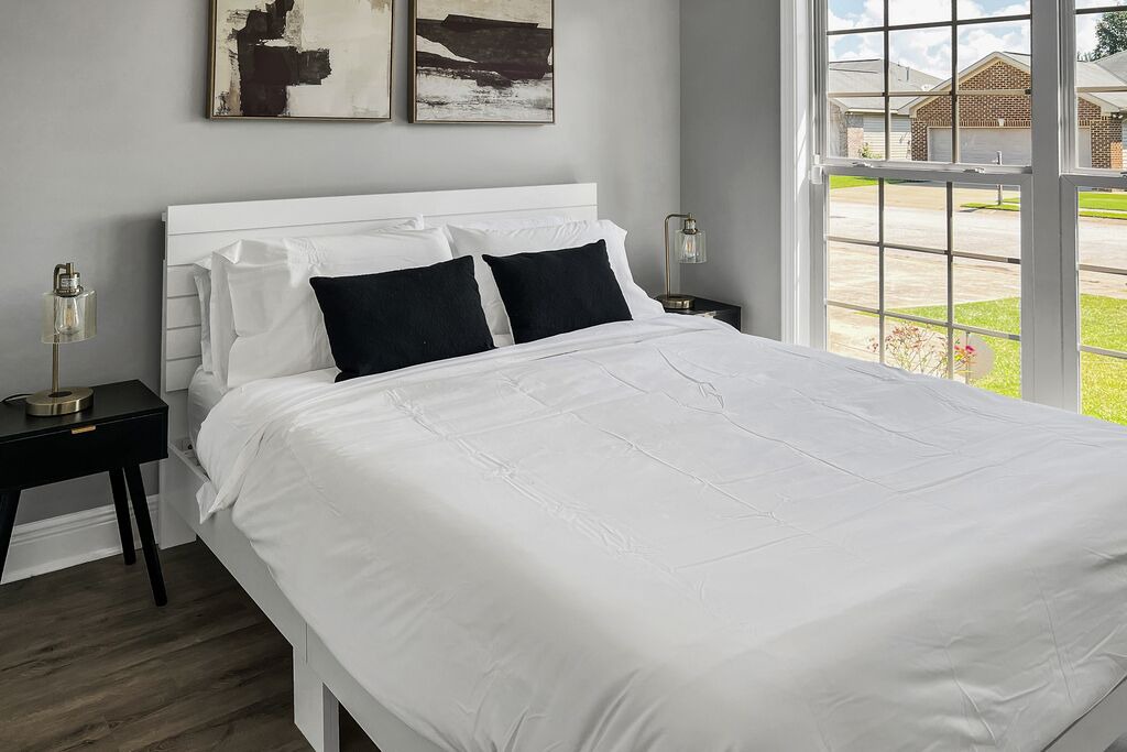 Photo of Bedroom in Northport
