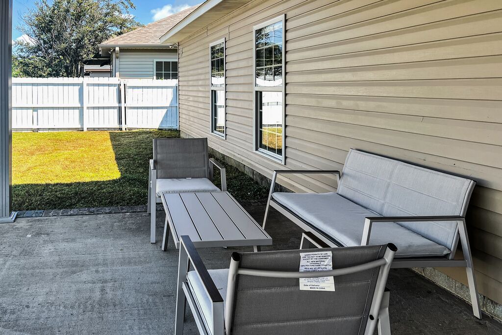 Photo of Patio Balcony in Northport