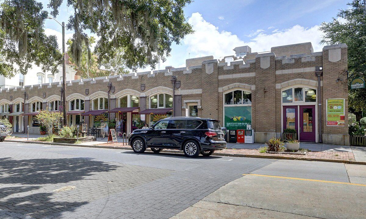 Photo of Outdoor in Metropolitan