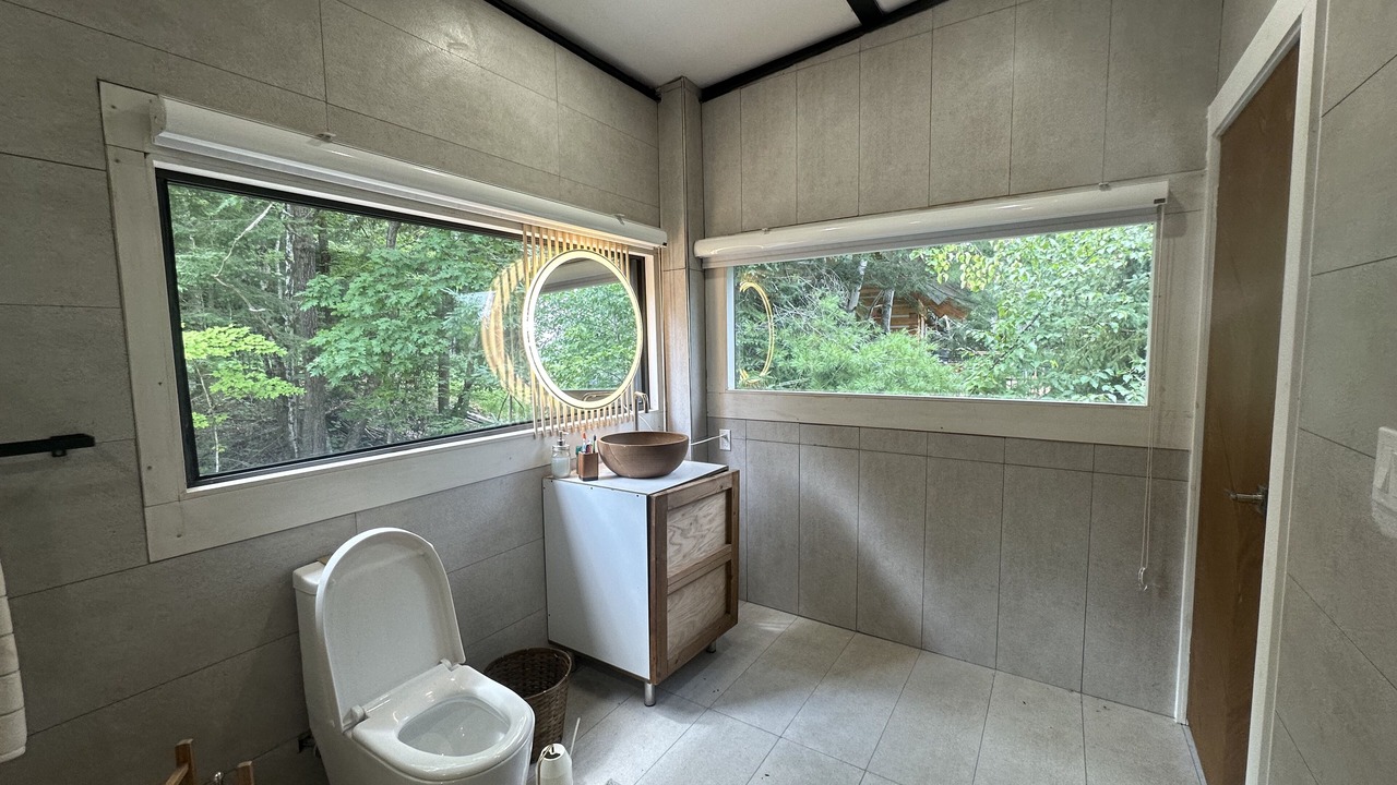 Photo of Bathroom in Algonquin Highlands
