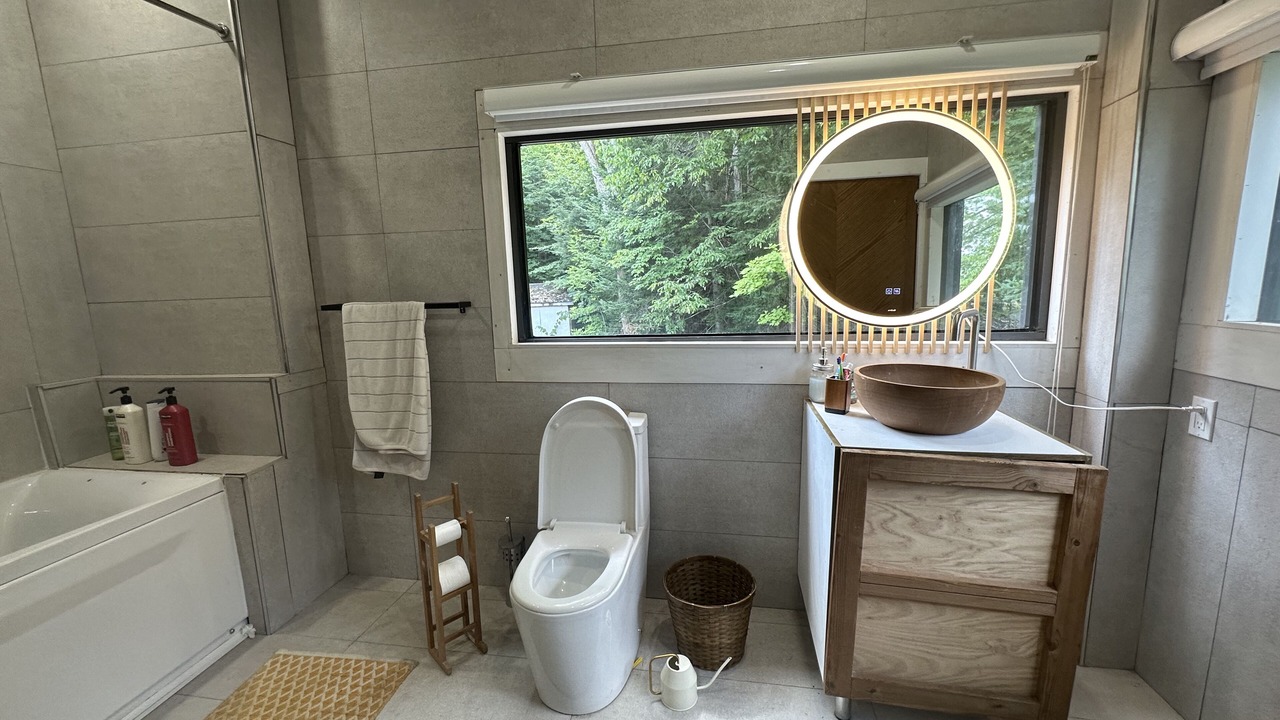 Photo of Bathroom in Algonquin Highlands