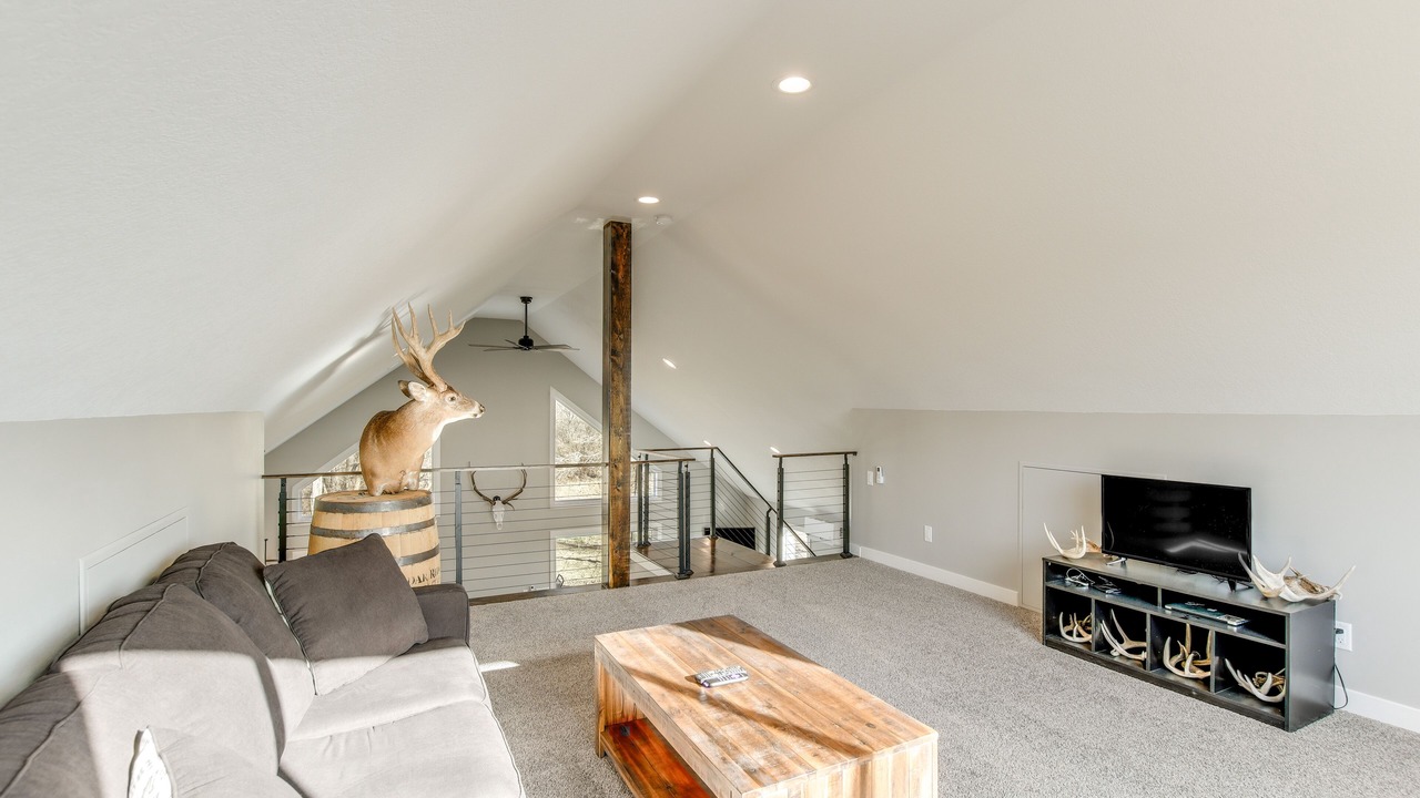 Photo of Livingroom in Highland Center