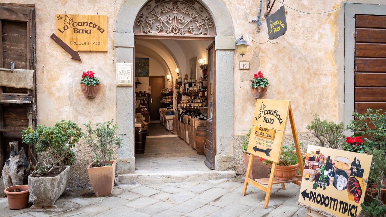 Photo of Others in Populonia