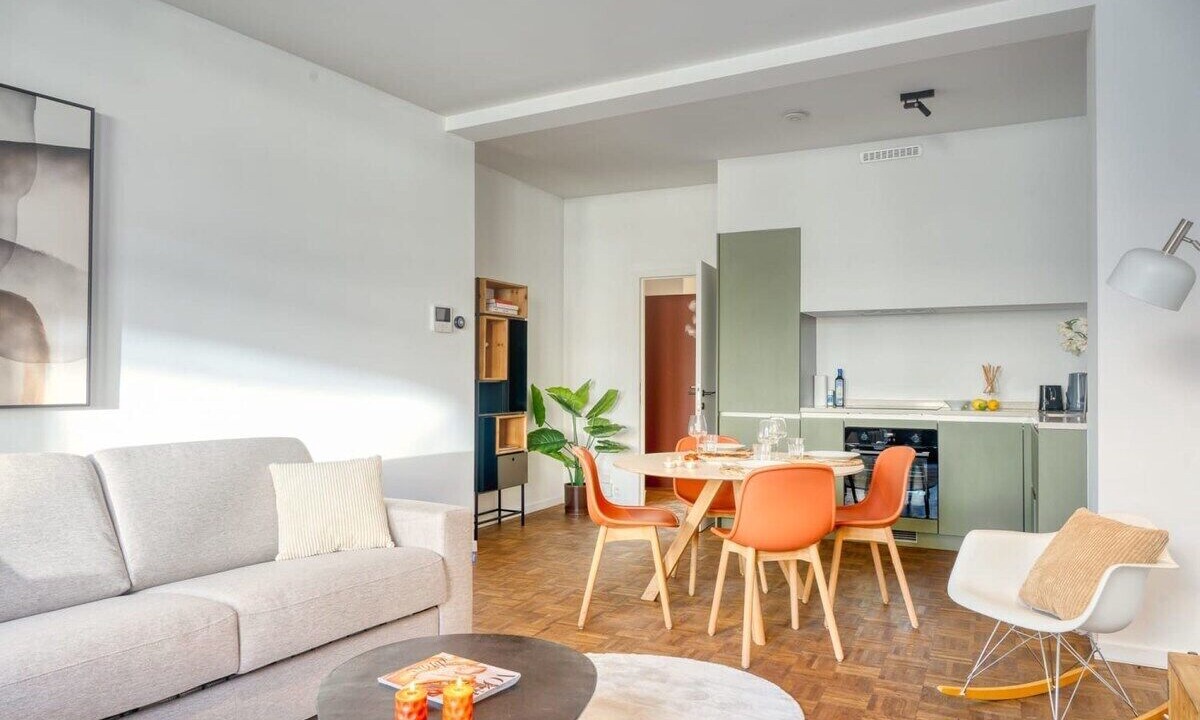 Photo of Livingroom in University District