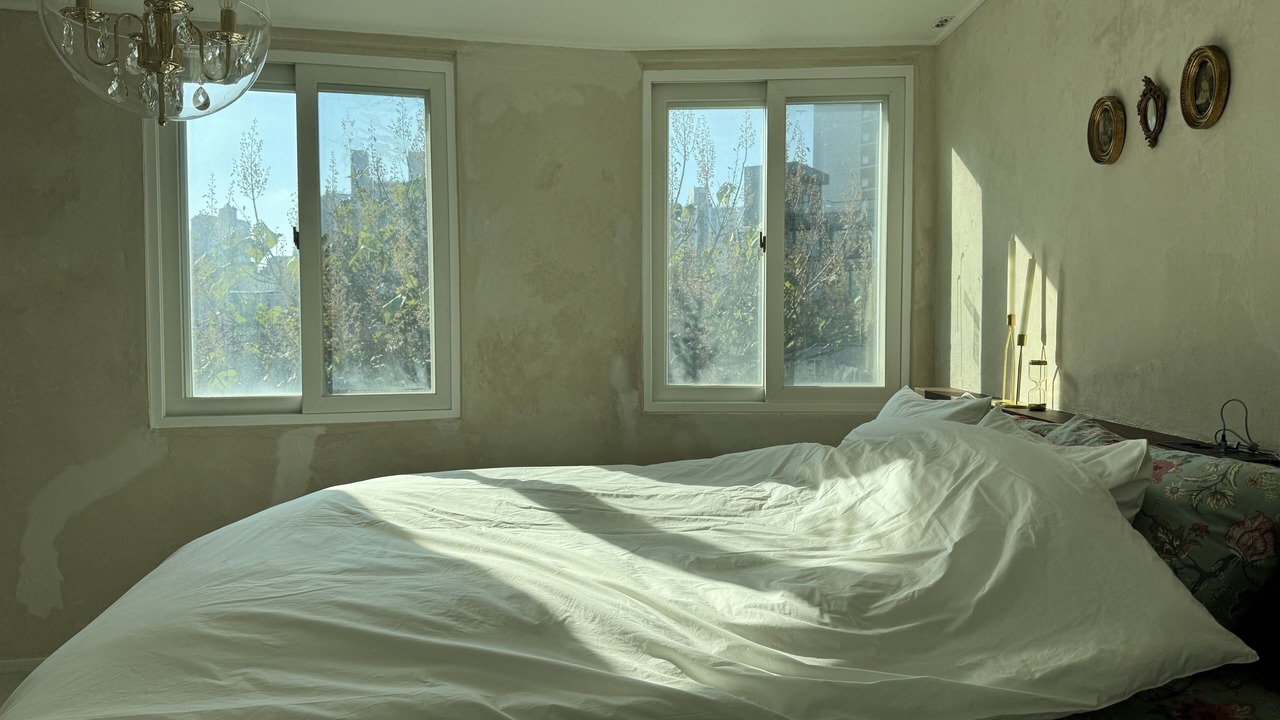 Photo of Bedroom in Sinsu-dong