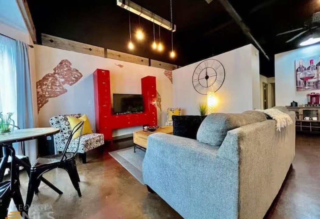 Photo of Livingroom in Demorest