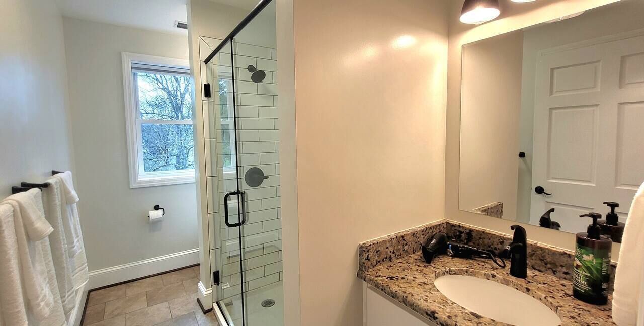 Photo of Bathroom in Tazewell