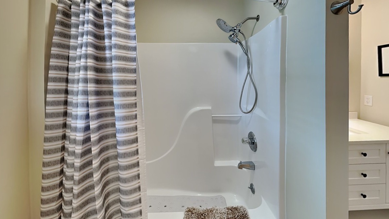 Photo of Bathroom in Metropolitan