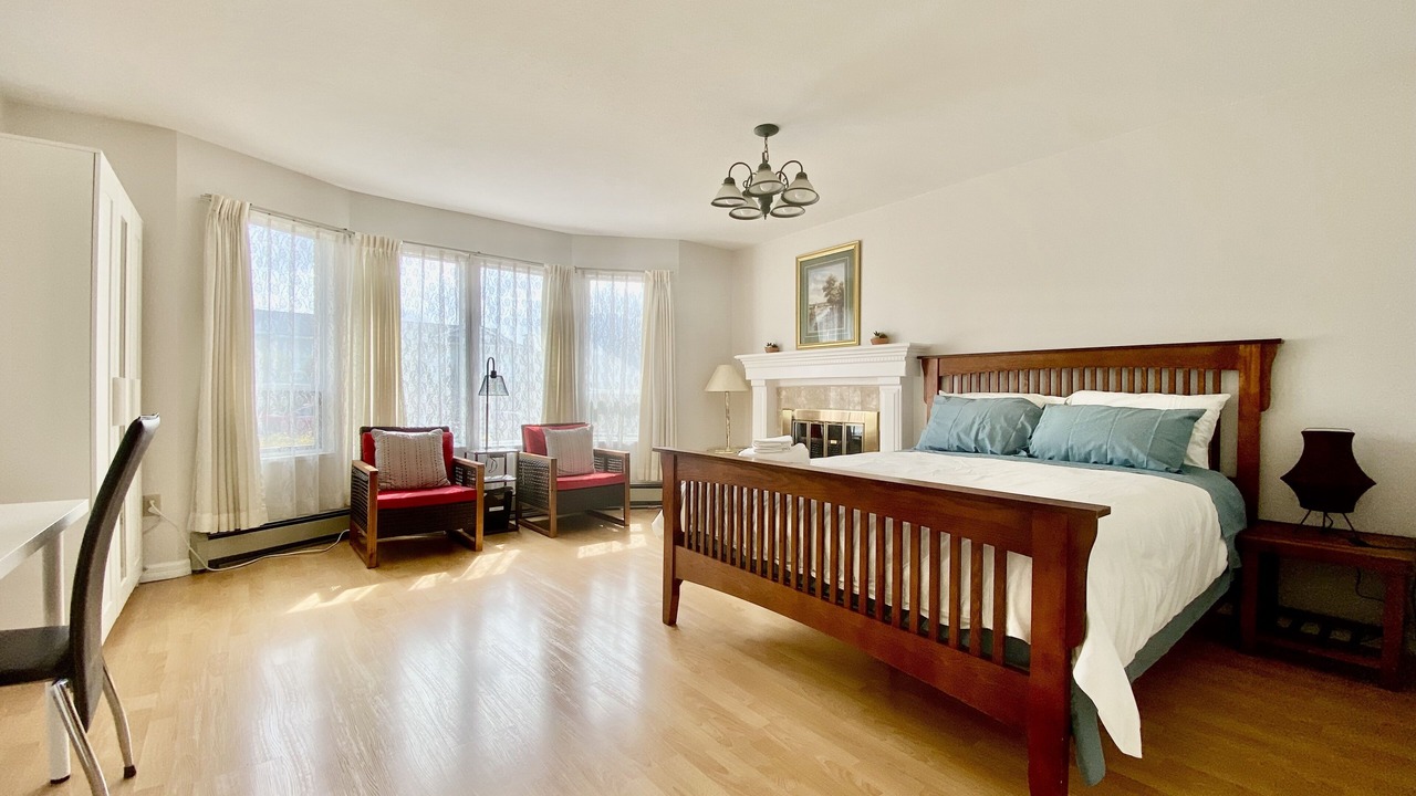 Photo of Bedroom in Metrotown