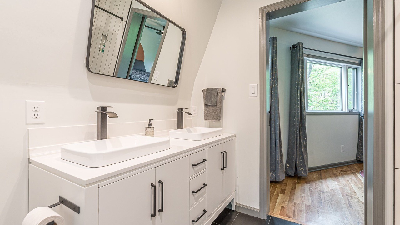Photo of Bathroom in Cartersville