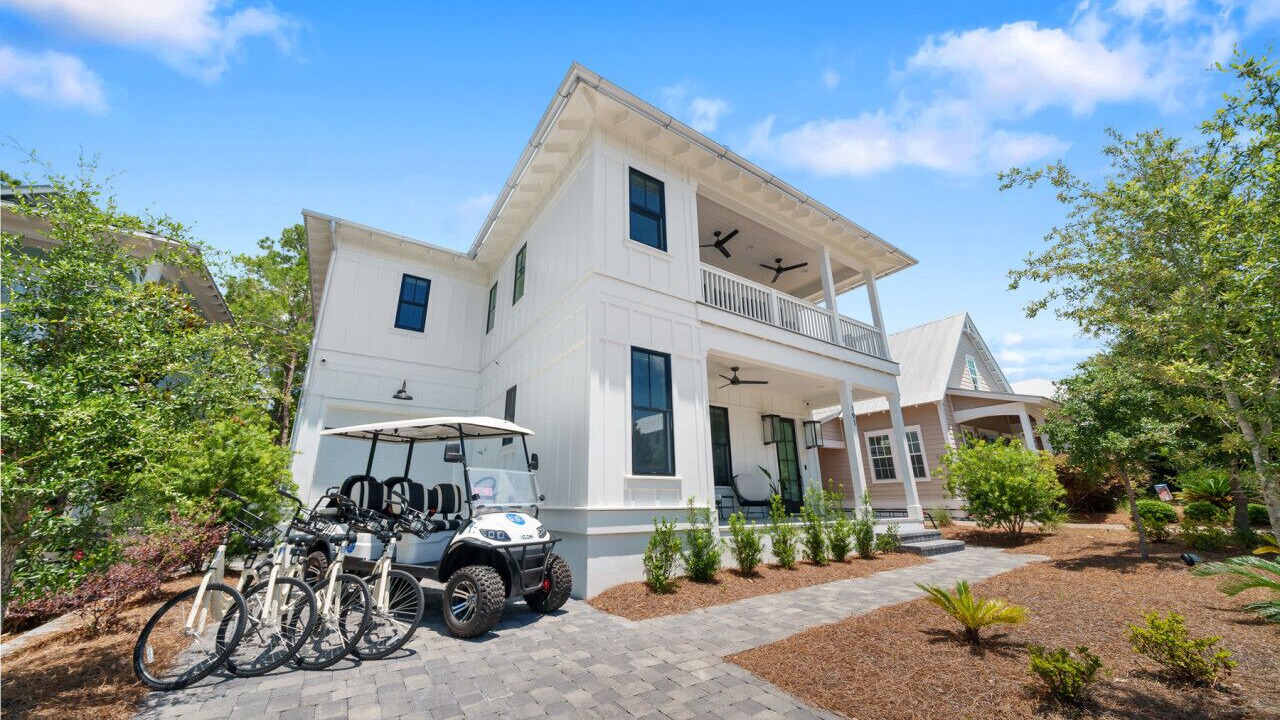 Photo of Outdoor in Lakeside at Blue Mountain Beach