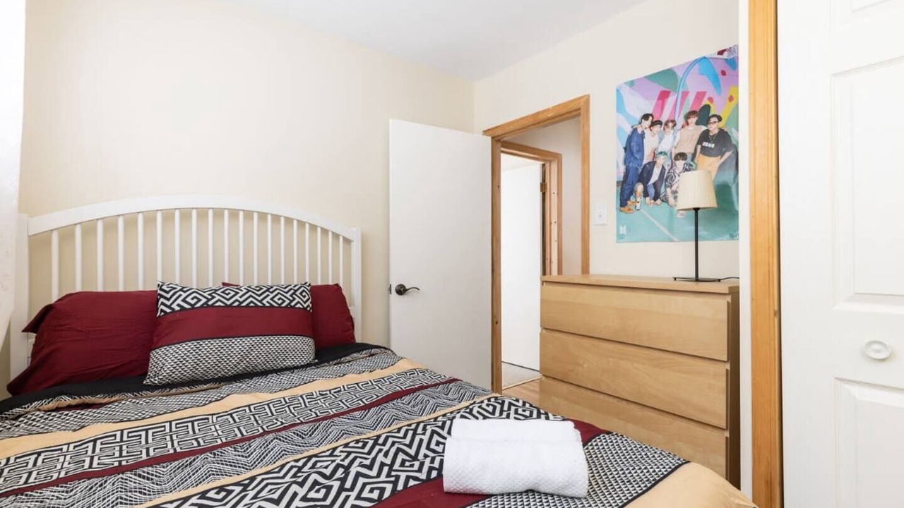 Photo of Bedroom in Lake of Bays