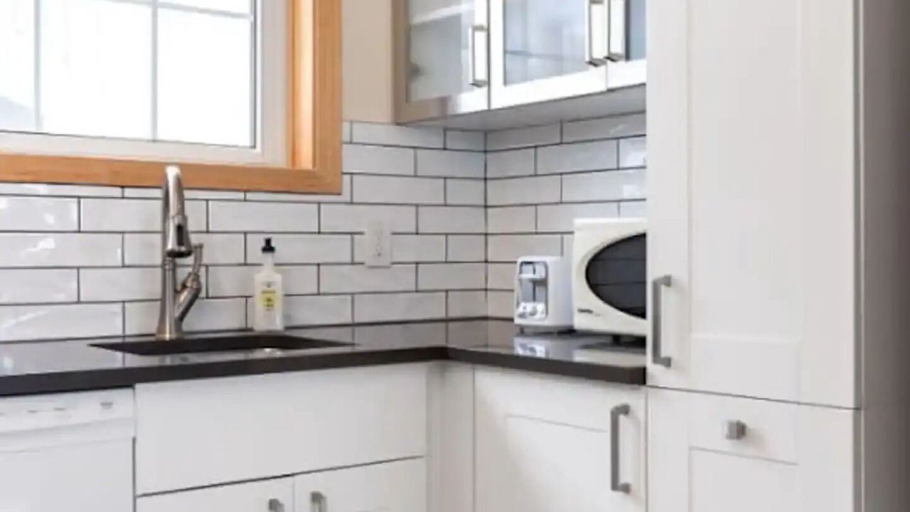 Photo of Kitchen in Lake of Bays