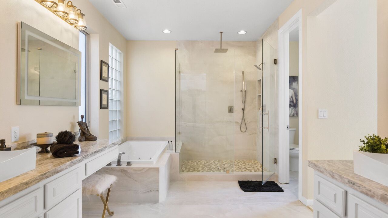 Photo of Bathroom in Pocket