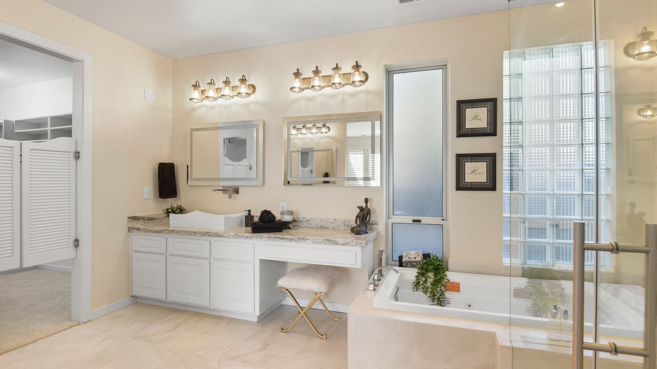 Photo of Bathroom in Pocket