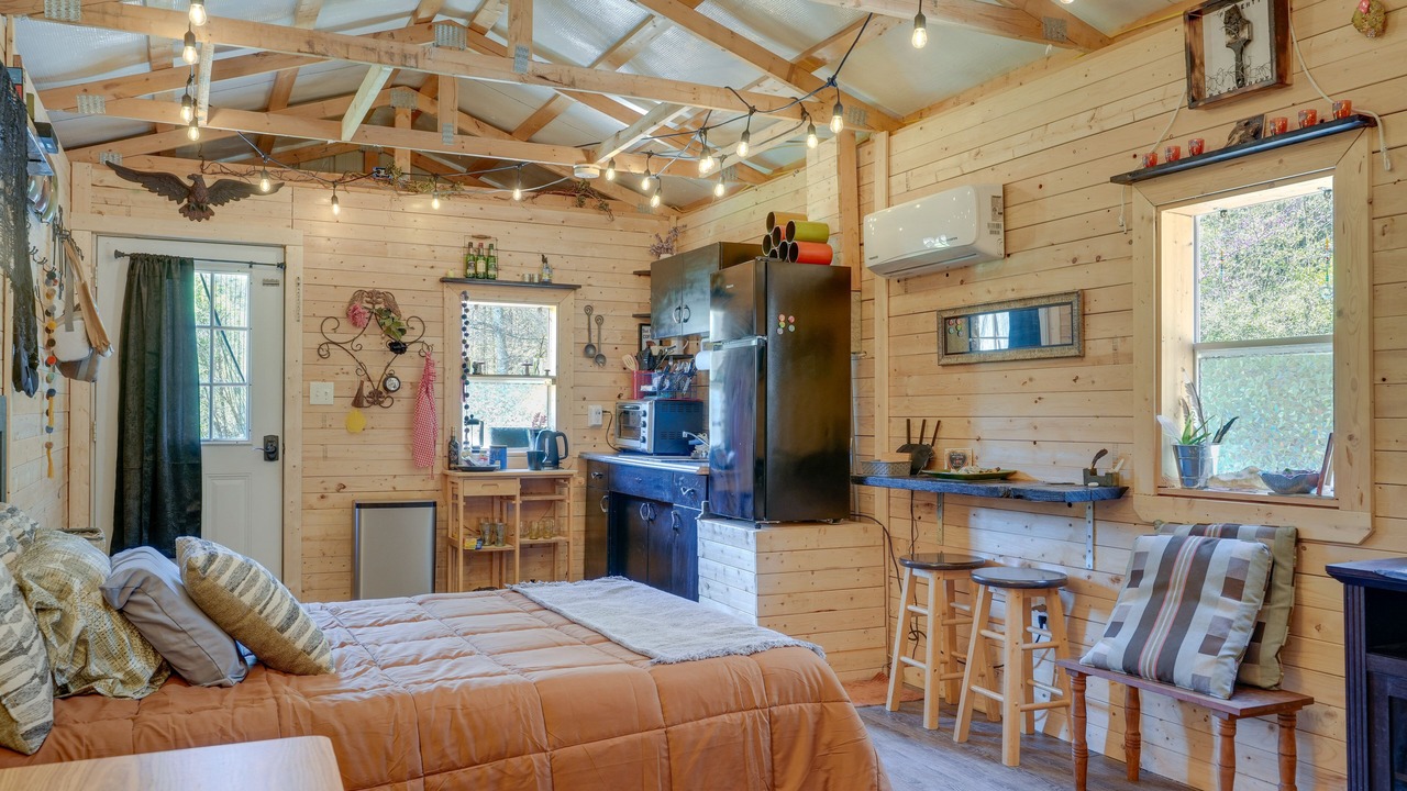 Photo of Bedroom in Rising Fawn