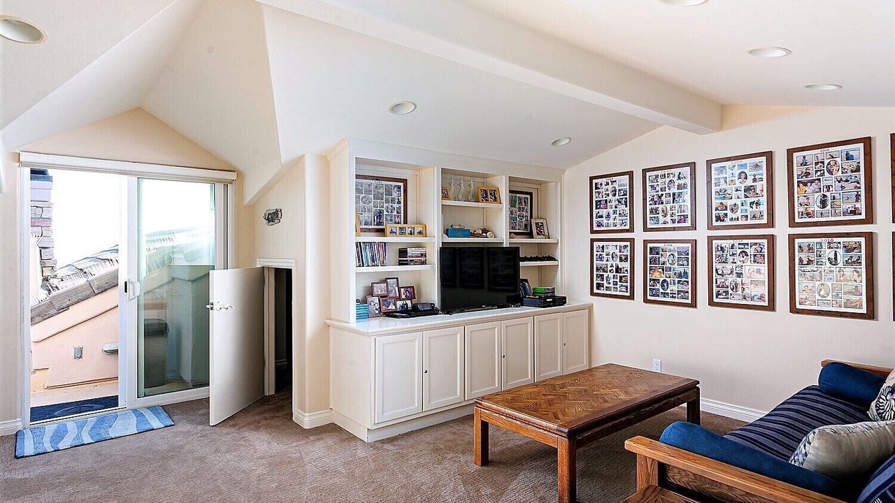 Photo of Bedroom in West Newport