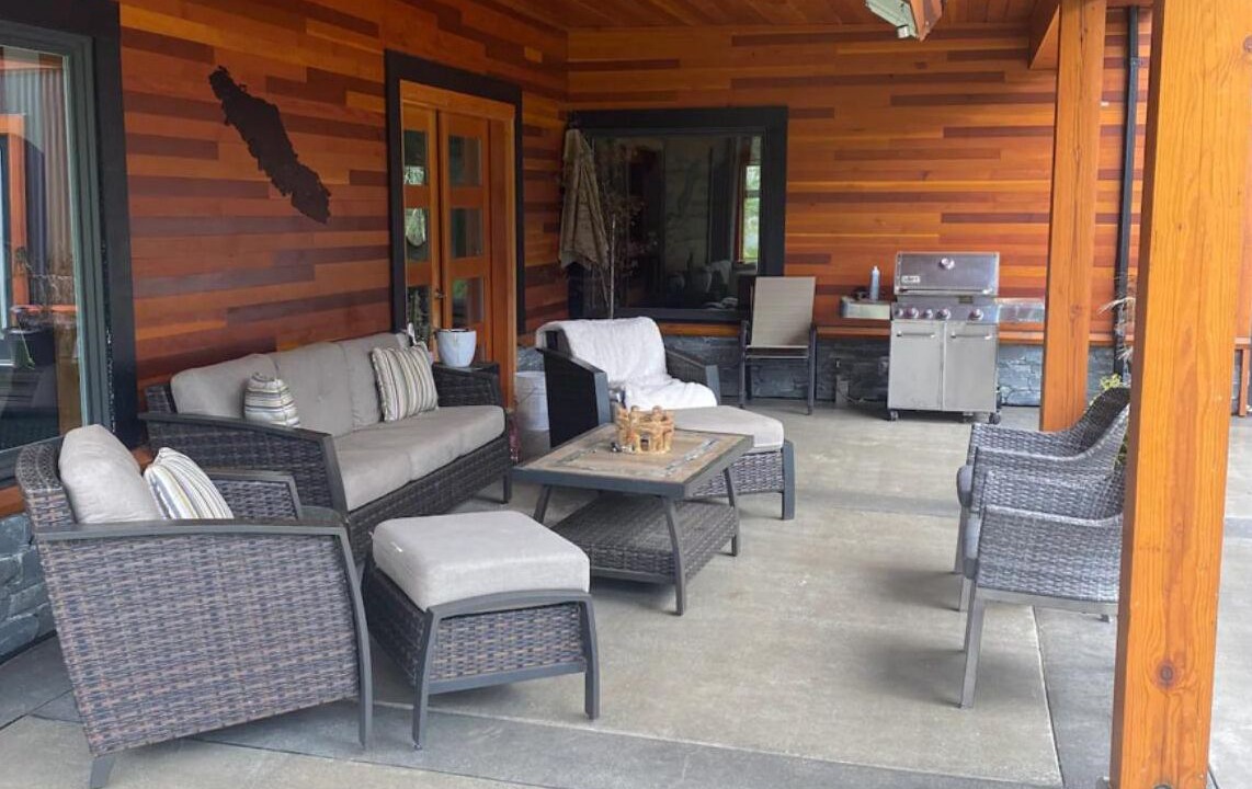 Photo of Patio Balcony in Courtenay