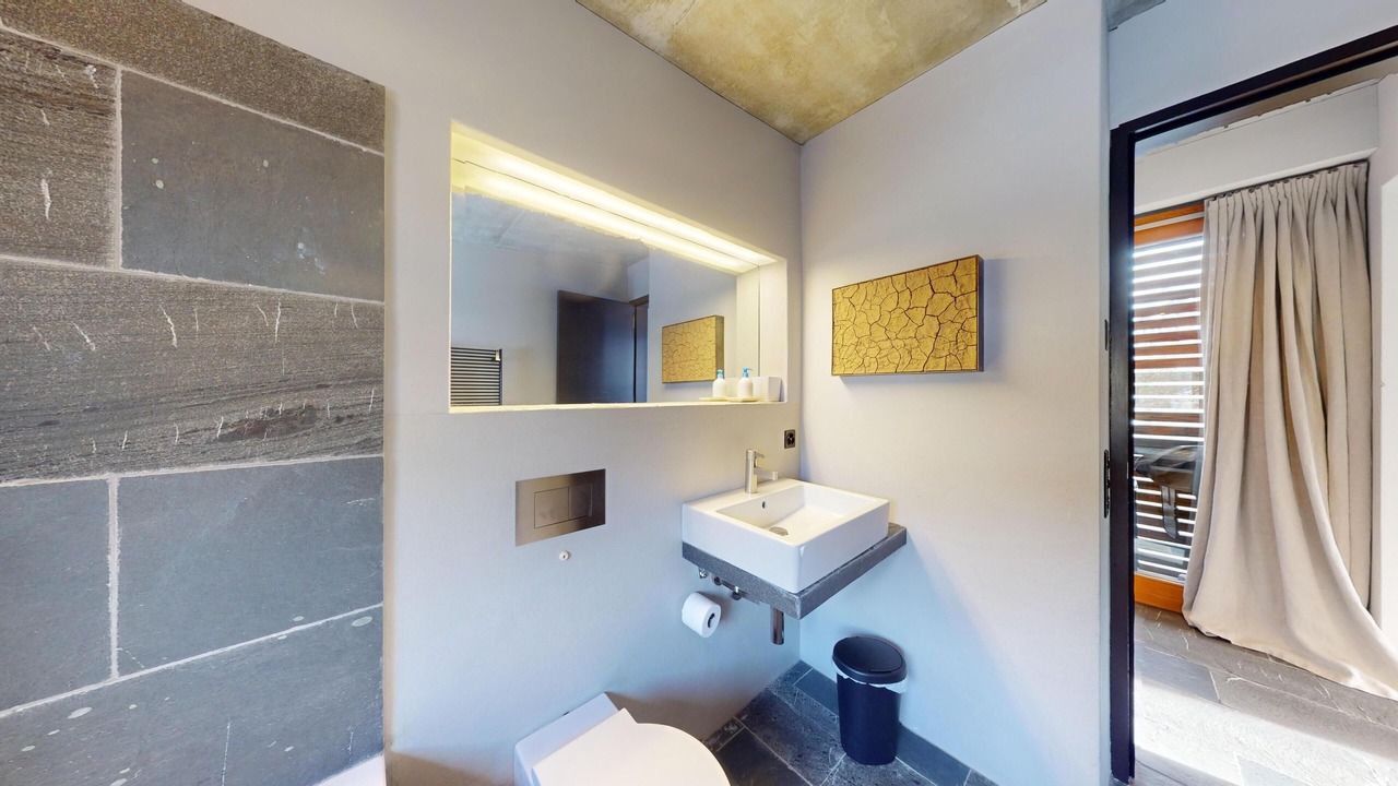 Photo of Bathroom in Maloja