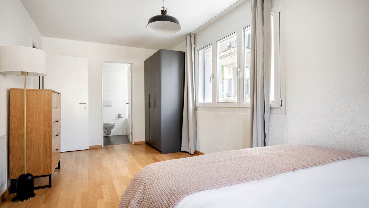 Photo of Bedroom in Center