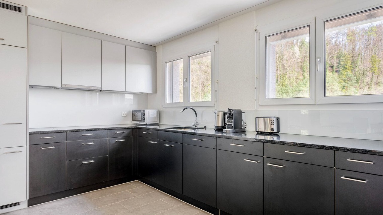 Photo of Kitchen in Center