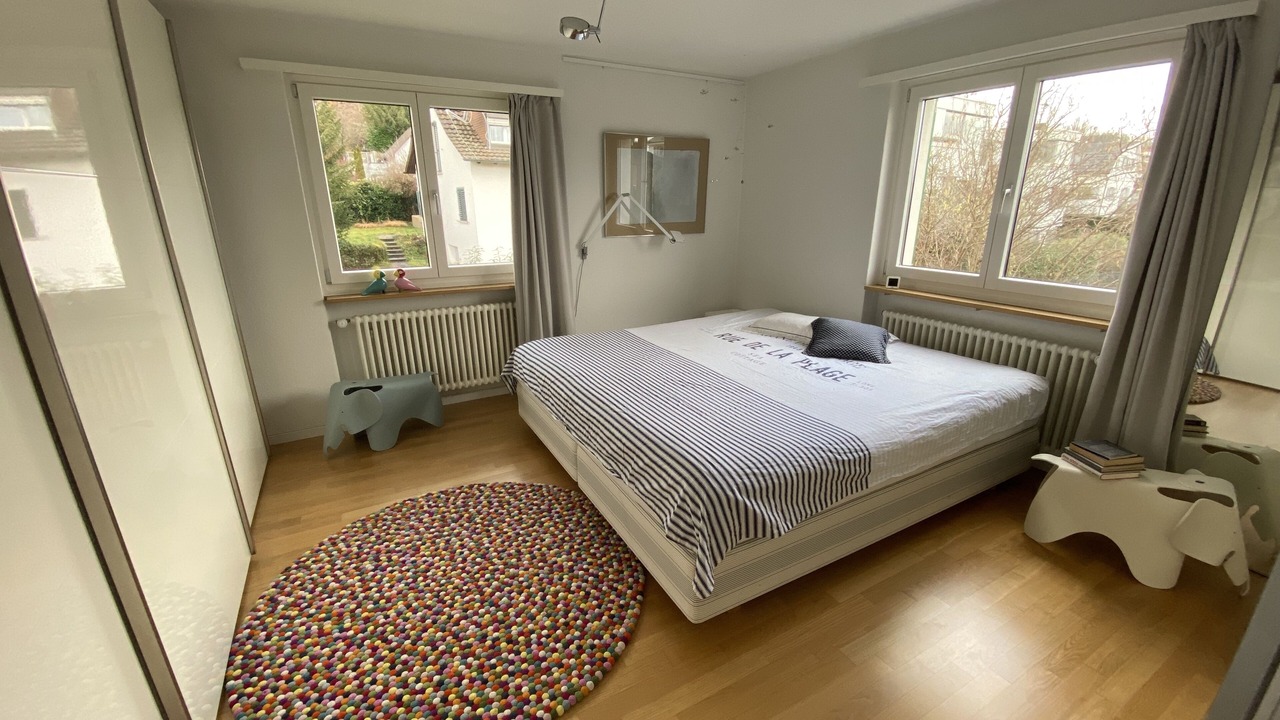 Photo of Bedroom in Horgen District