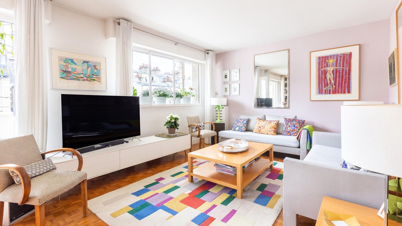 Photo of Bedroom in 7th Arrondissement