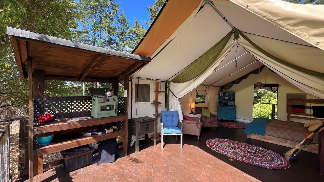 Photo of Patio Balcony in Campbell River