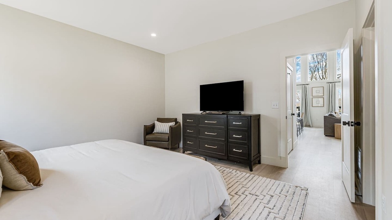 Photo of Bedroom in Kenilworth