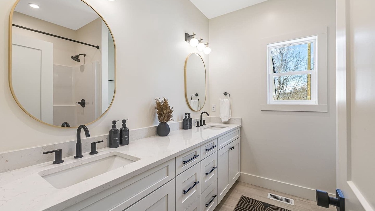 Photo of Bathroom in Kenilworth