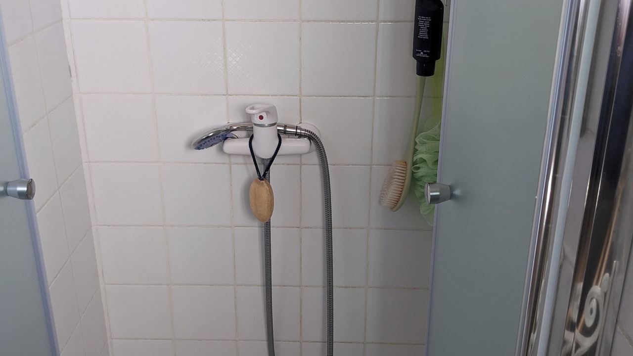 Photo of Bathroom in Raizeux