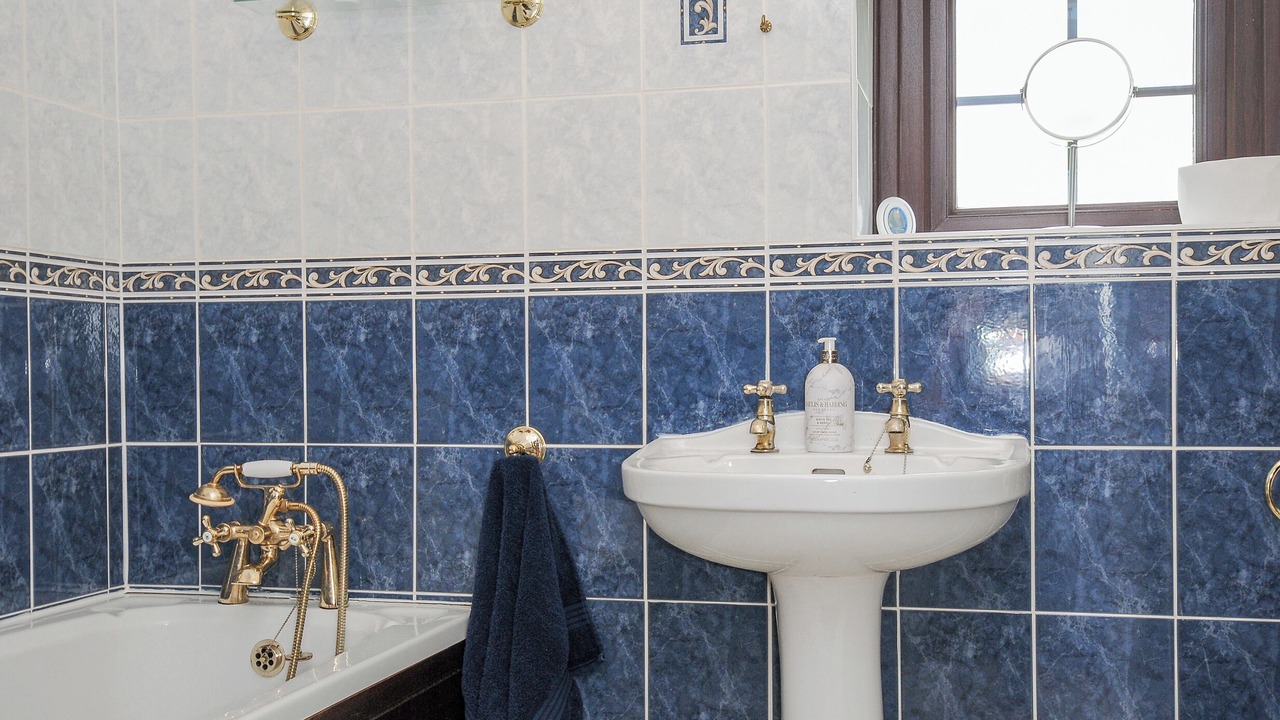 Photo of Bathroom in St Mellion