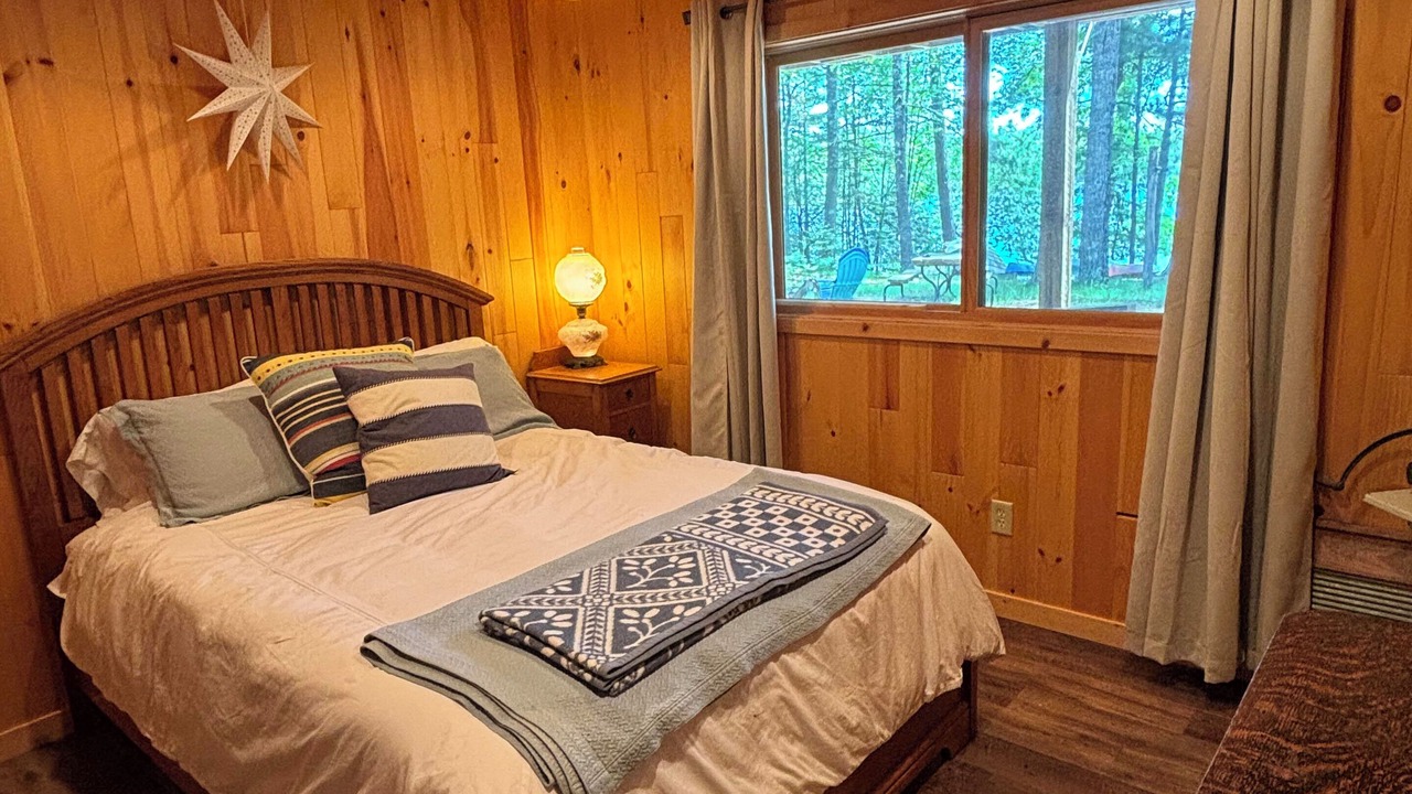 Photo of Bedroom in Eagle River