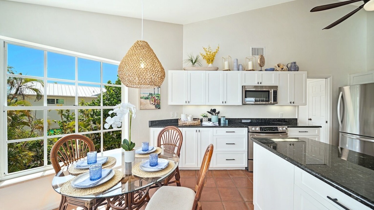 Photo of Kitchen in Murex Lakes