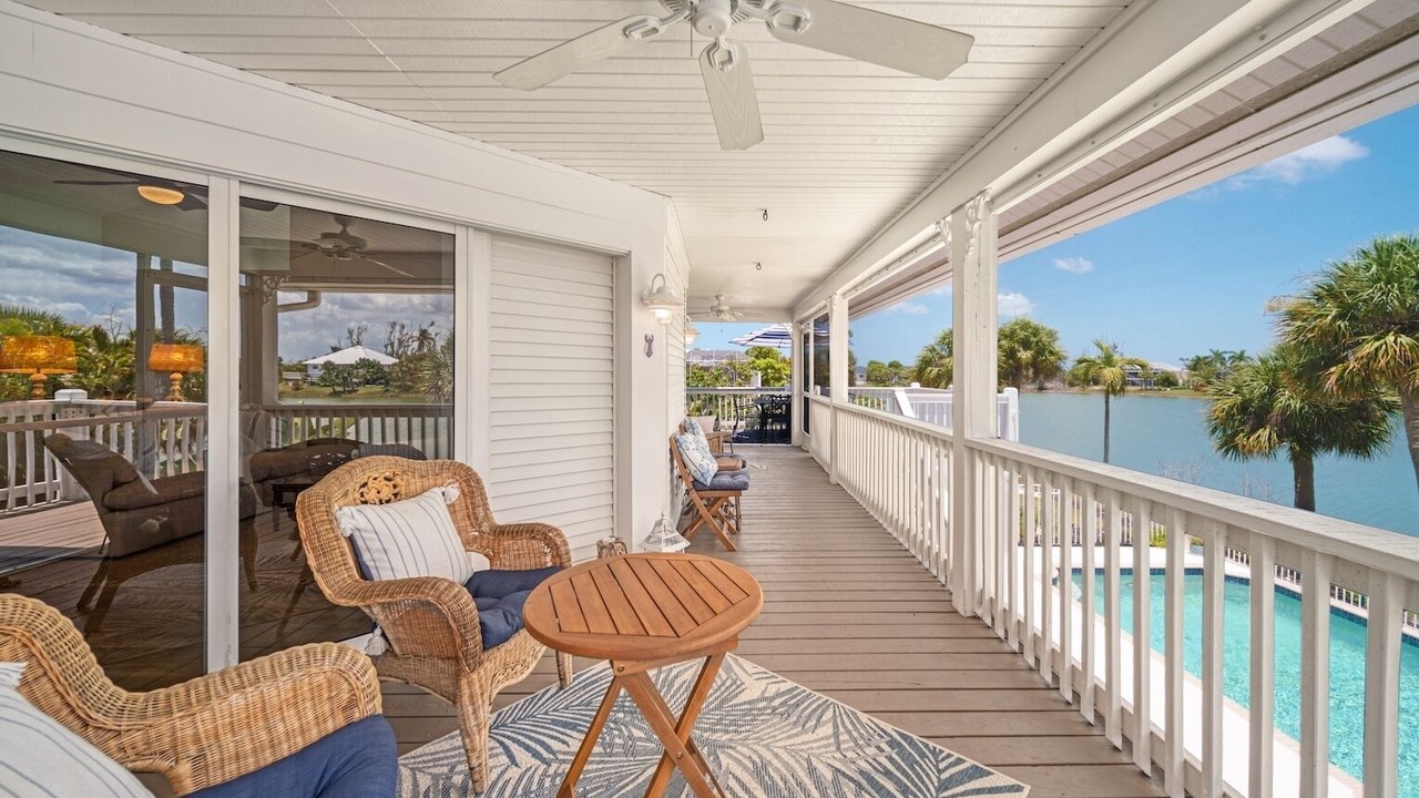 Photo of Patio Balcony in Murex Lakes