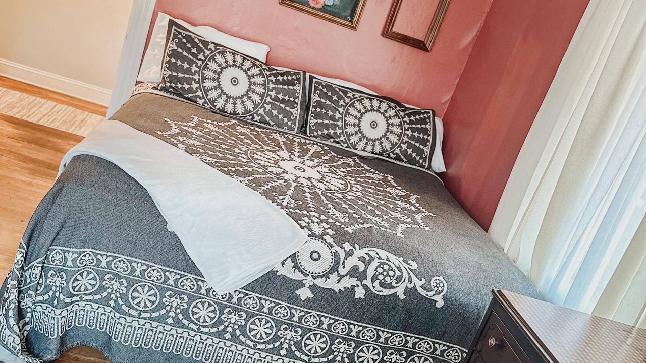 Photo of Bedroom in Williamson