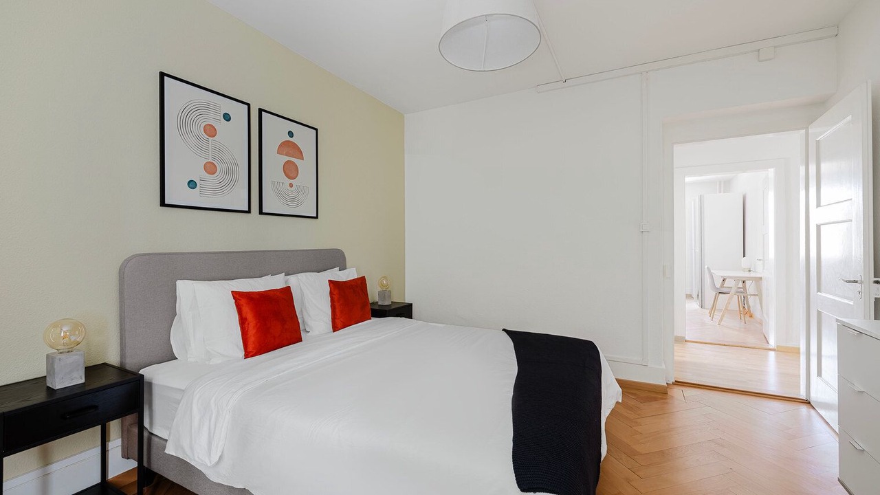 Photo of Bedroom in District 6