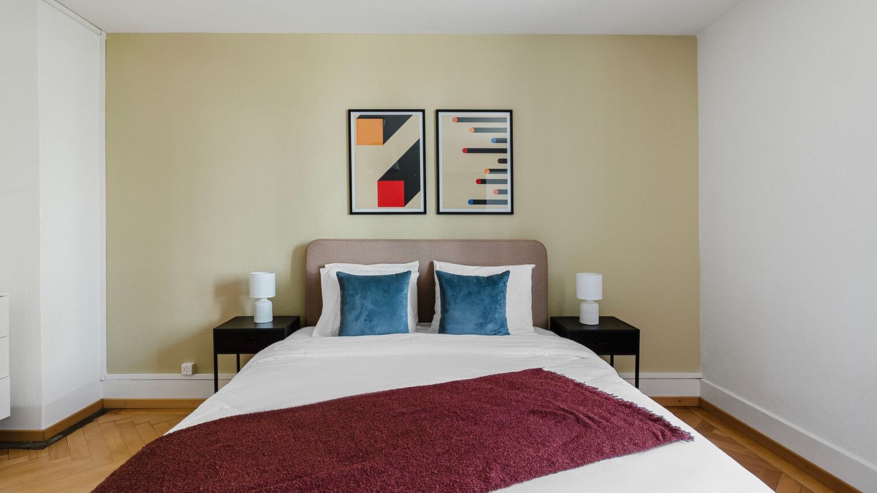 Photo of Bedroom in District 6