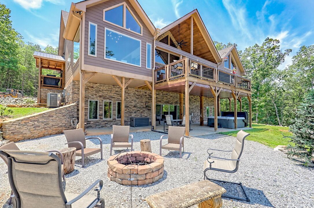 Photo of Patio Balcony in Sautee Nacoochee