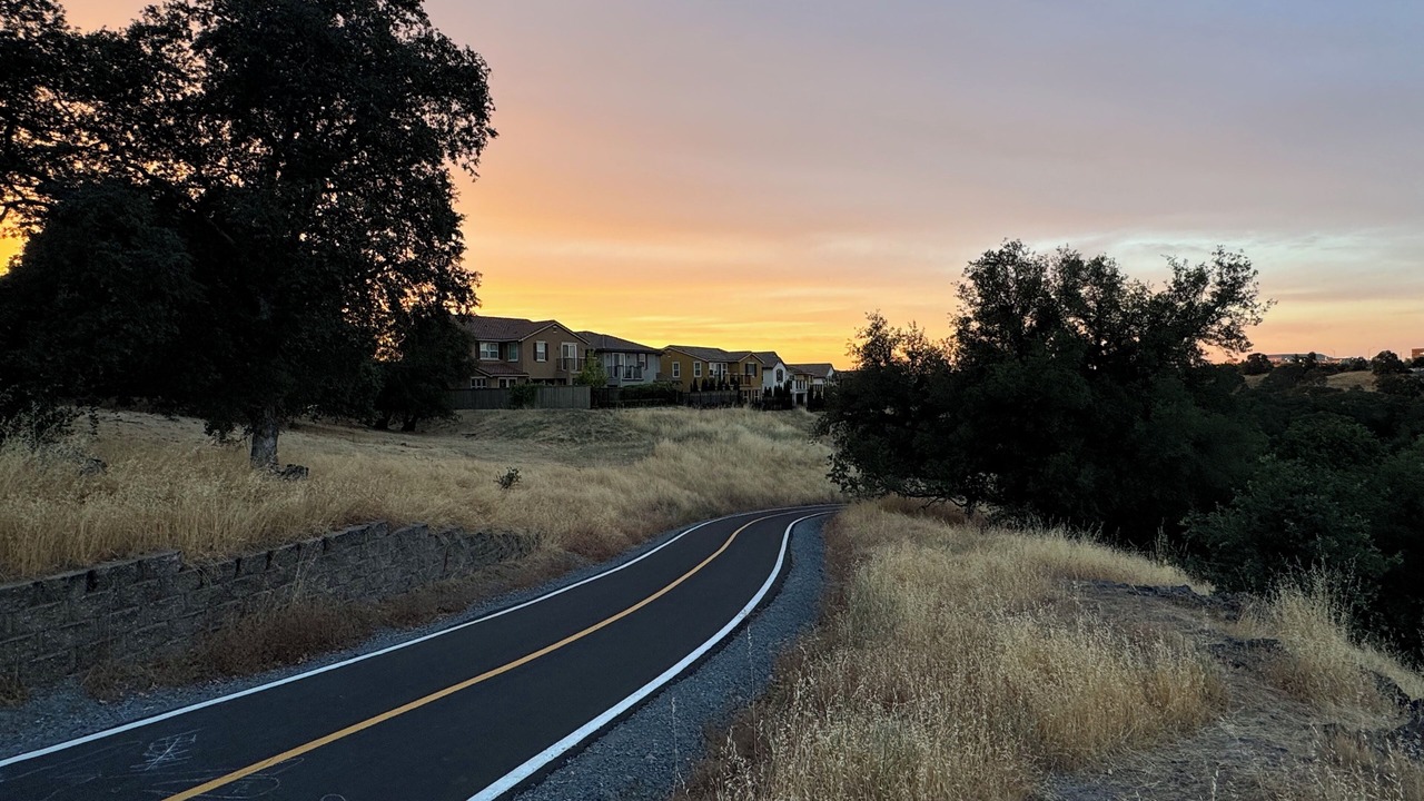 Photo of Outdoor in East Roseville Parkway