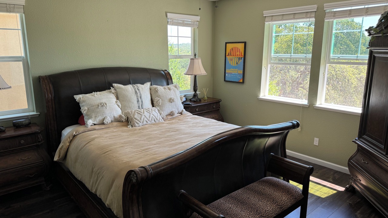 Photo of Bedroom in East Roseville Parkway
