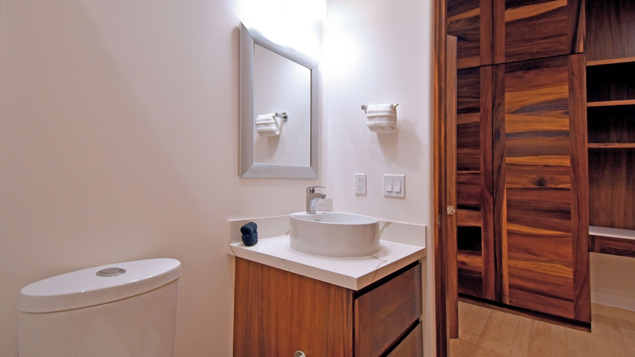 Photo of Bathroom in Esterito