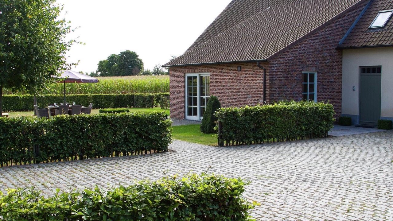 Photo of Outdoor in Peer