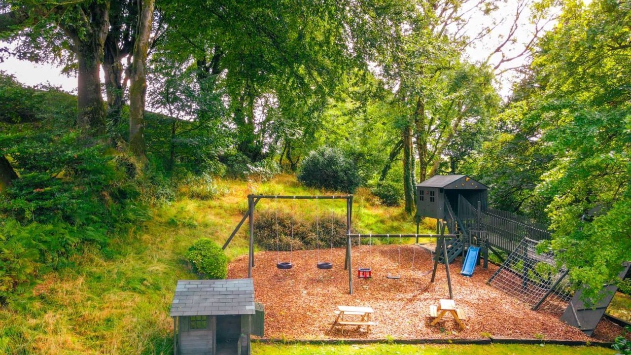 Photo of Outdoor in Fivelanes